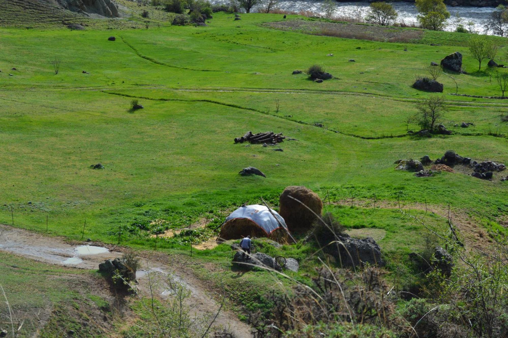 Tirebi Farmhouse Vardzia  Luaran gambar